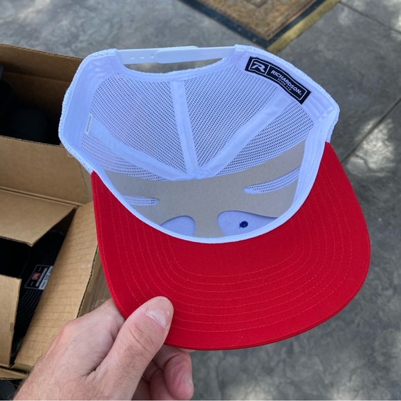 Richardson Original Trucker Adjustable Mesh Hat 112 NEW - Picture 3 of 3